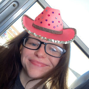 Meet your Posher, Hailey